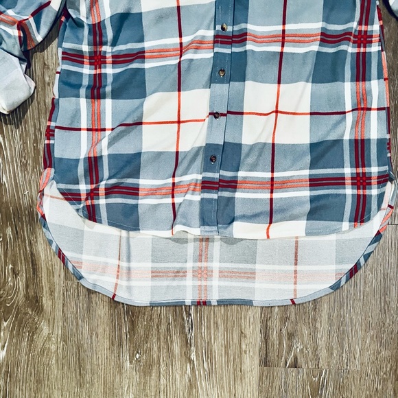 Eden & Olivia plaid high-low shirt size large - Picture 8 of 9